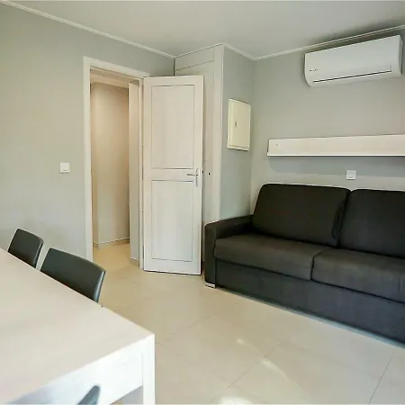 Apartment Marina D'oru.8 *